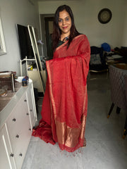 Pure tissue linen jamdani saree with zari on pallu with blouse piece